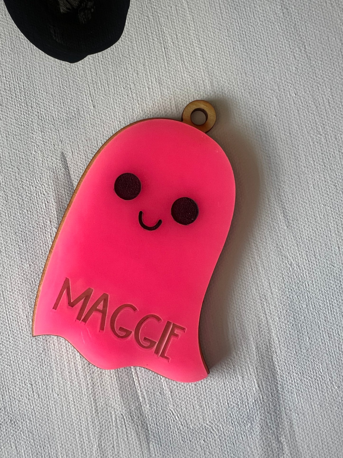 Custom Name Ghost Tag