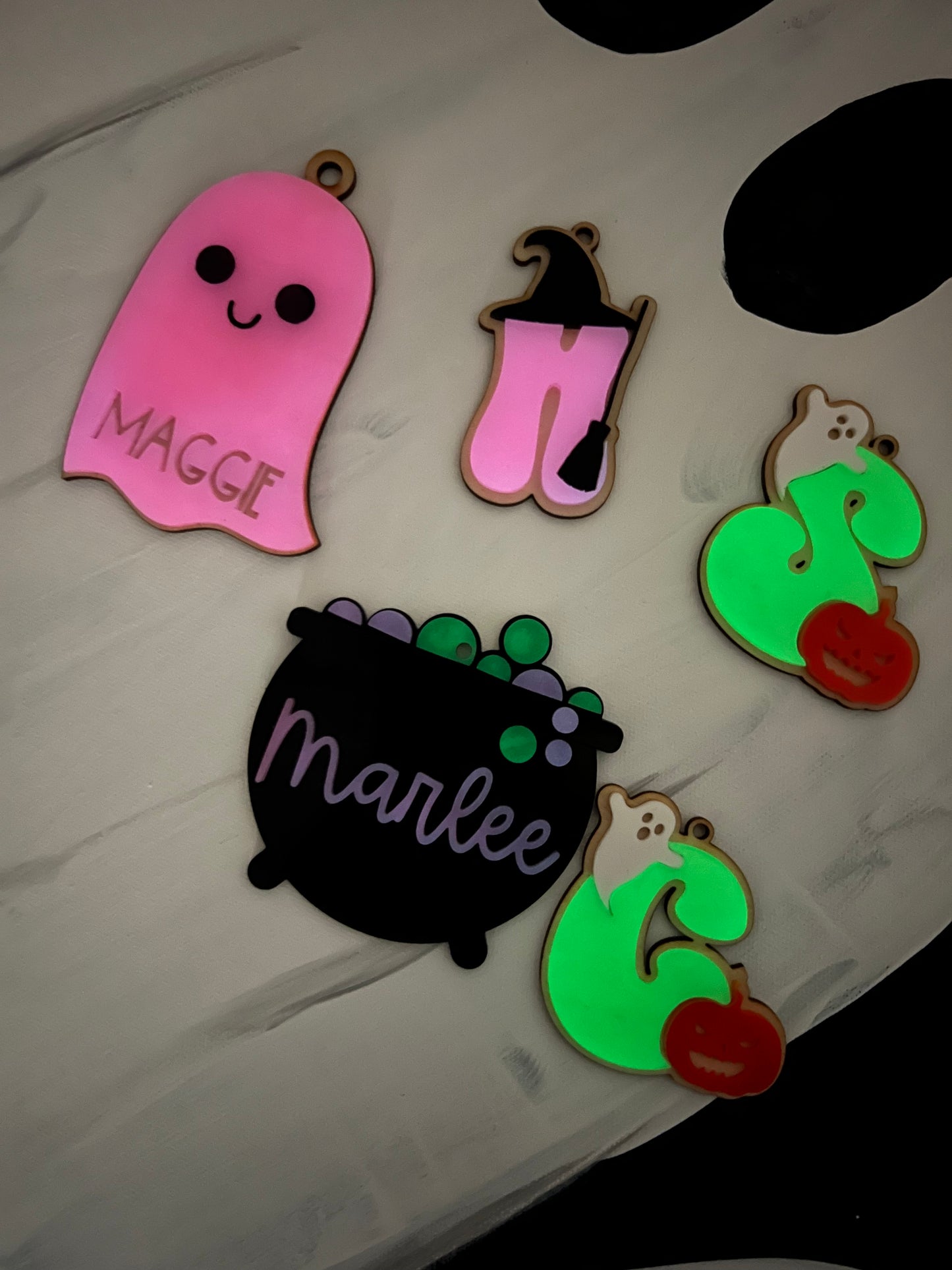 Custom Name Ghost Tag